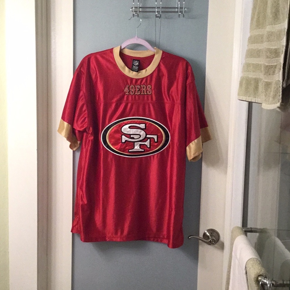 Women’s Red Team Jersey